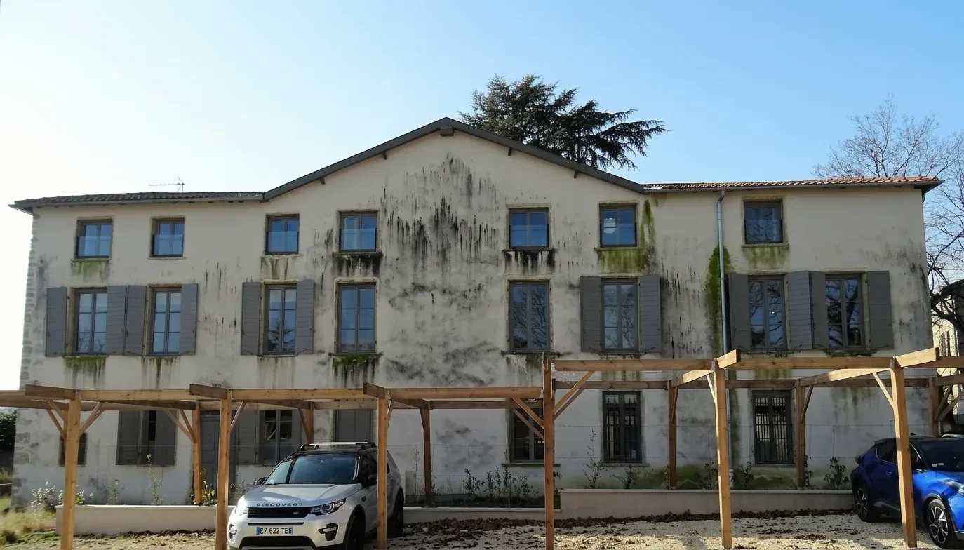 Crépi de façade dans le Gard