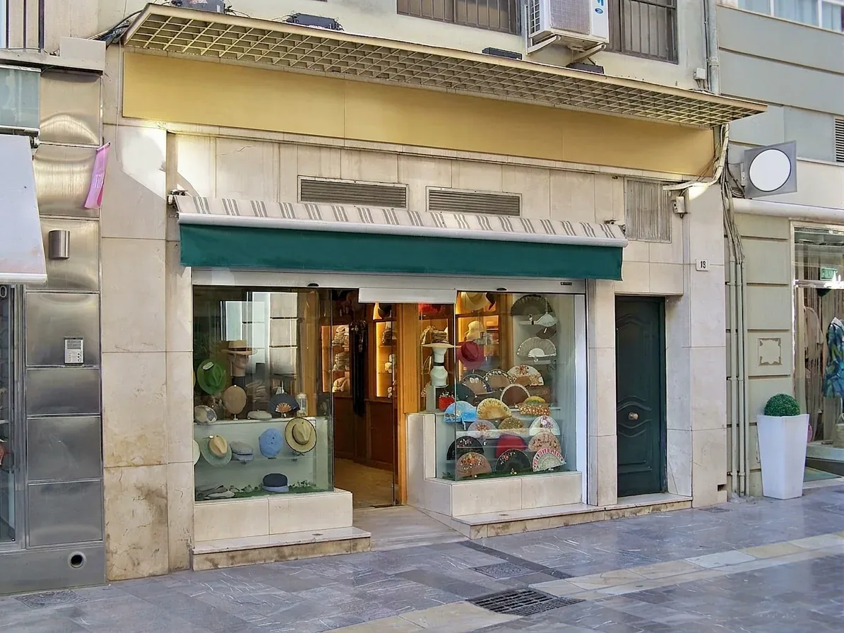 Ravalement de façade commerciale dans le Gard